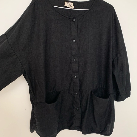 SOLD. Beaton linen utility shirt - Picture 3 of 4